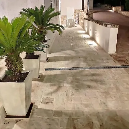 Lejlighedshotel Damami *
